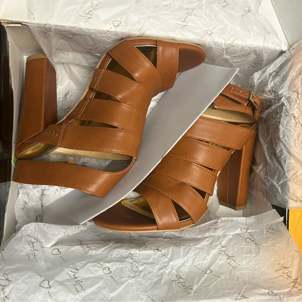 Cognac color Thalia Sodi heeled sandals Size 9W Like new in original packaging
